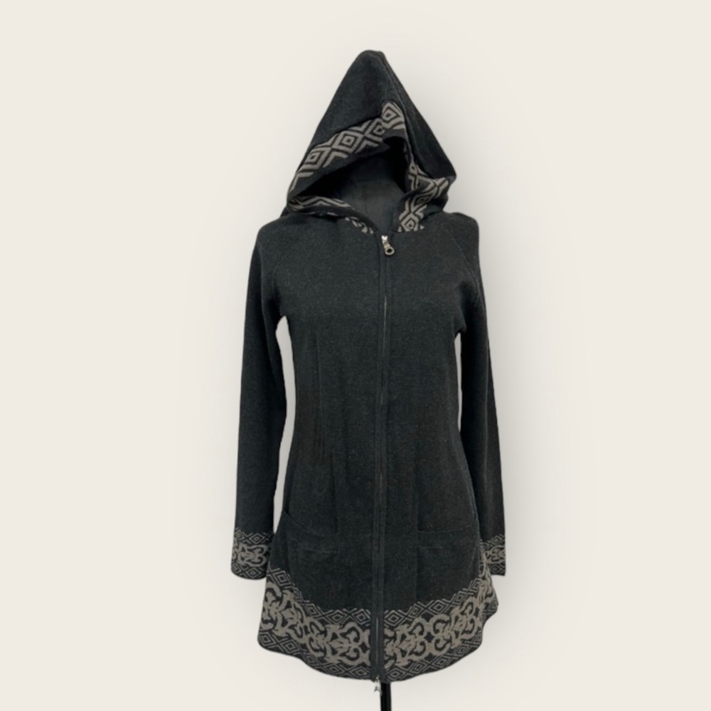 Ladies Small Adventura Berlin Sweater jacket